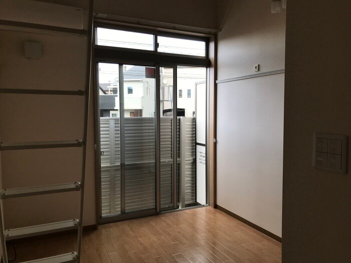 物件内観写真19　(居室)