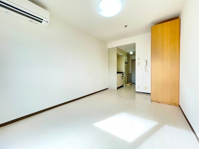 物件内観写真10　(居室)