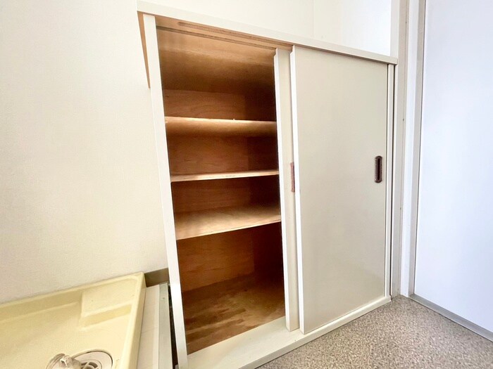 物件内観写真18　(靴箱)