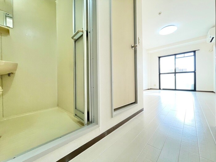 物件内観写真21　(廊下)