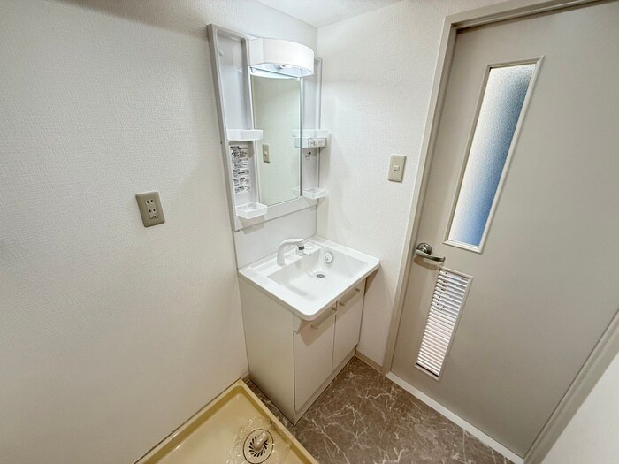 物件内観写真11　(洗面)