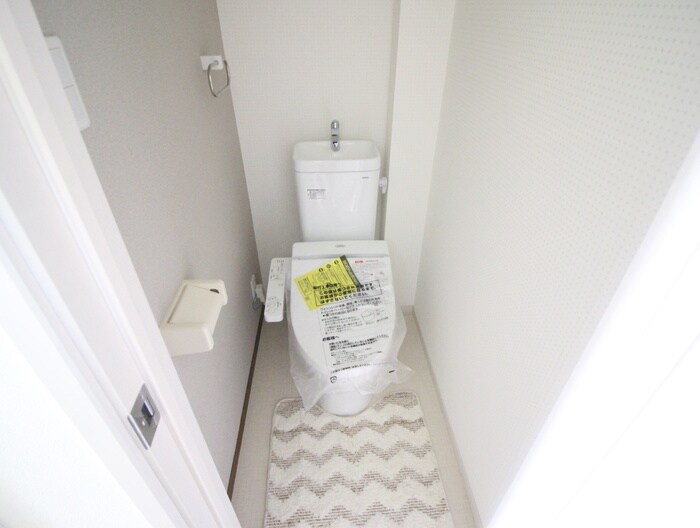 物件内観写真8　(トイレ)