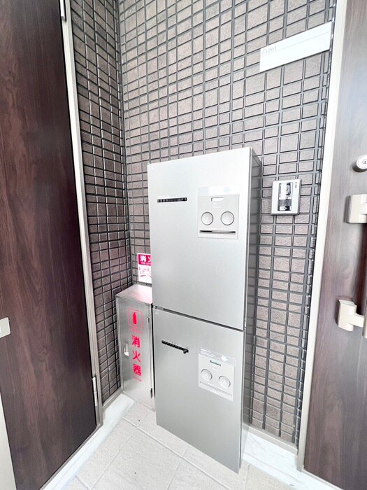 物件外観写真6　(建物設備)