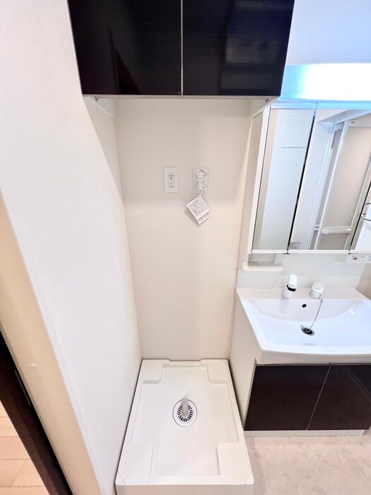 物件内観写真14　(洗濯機置場)