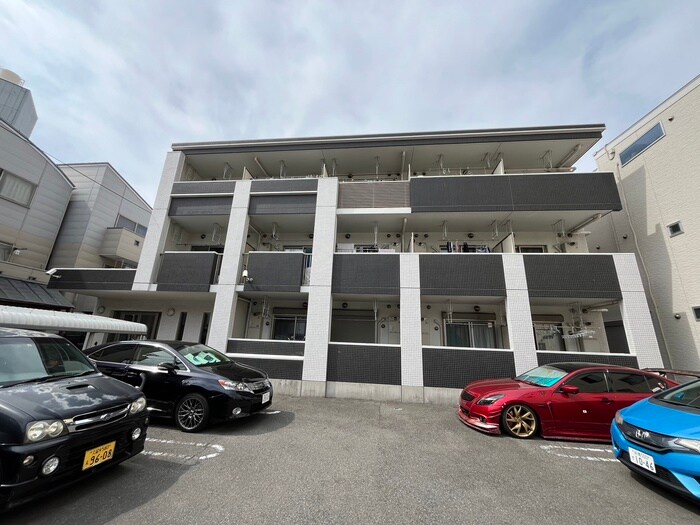 物件外観写真1　(外観写真)