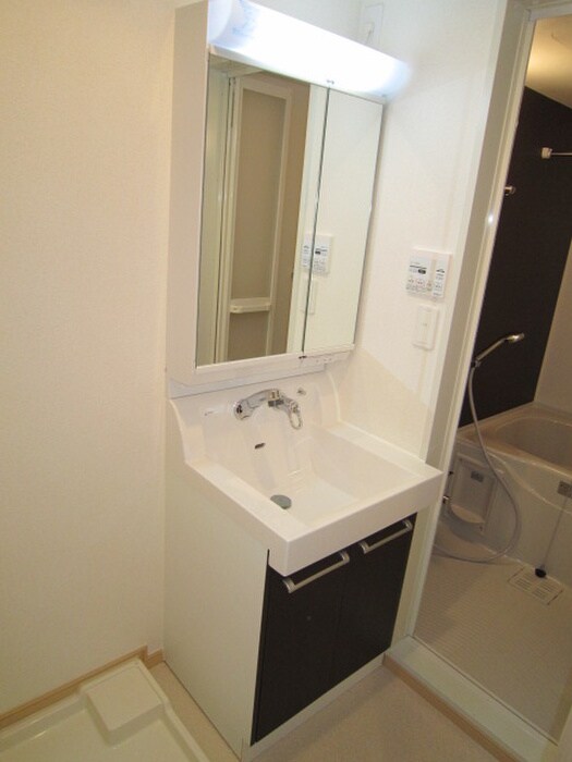物件内観写真11　(洗面)