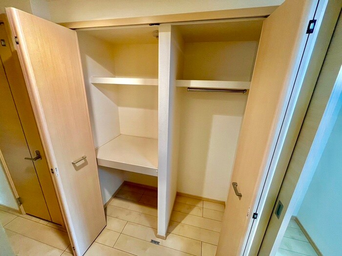 物件内観写真15　(収納)