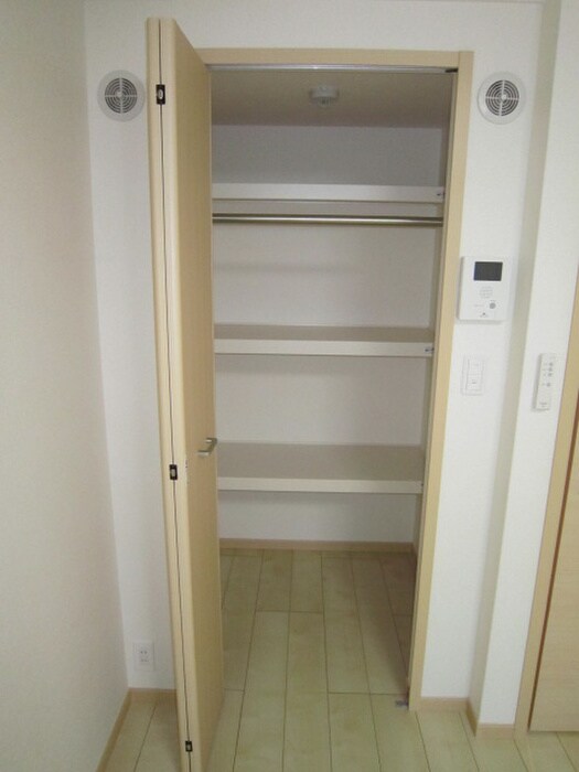 物件内観写真19　(収納)