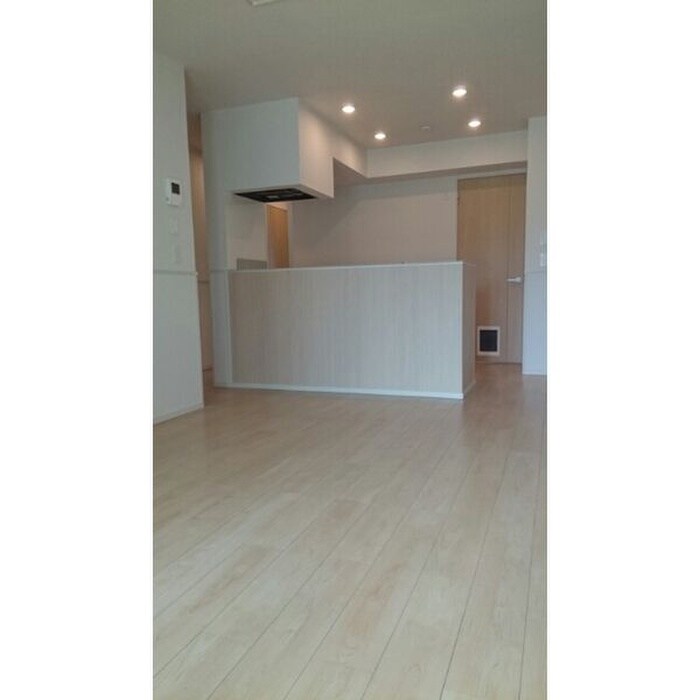 物件内観写真2　(居室)