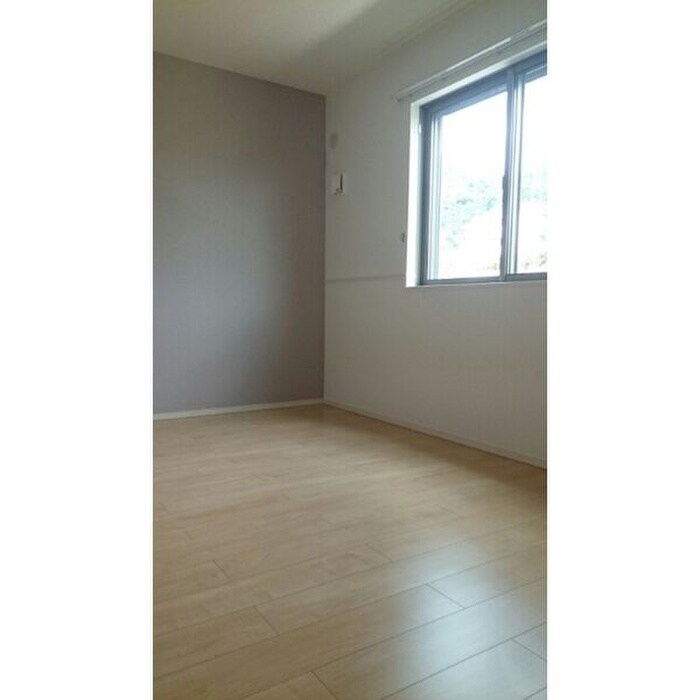 物件内観写真3　(居室)