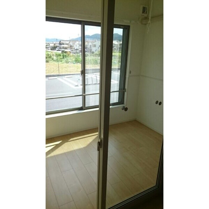 物件内観写真11　(ベランダ・バルコニー)