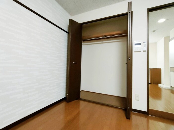 物件内観写真9　(収納)