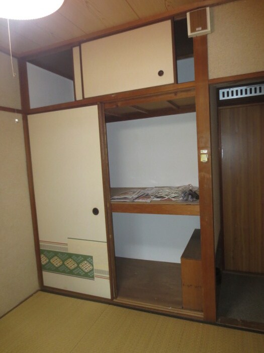 物件内観写真9　(居室)