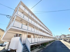 ビレッジハウス城陽４号棟外観写真