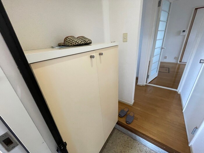 物件内観写真22　(玄関)