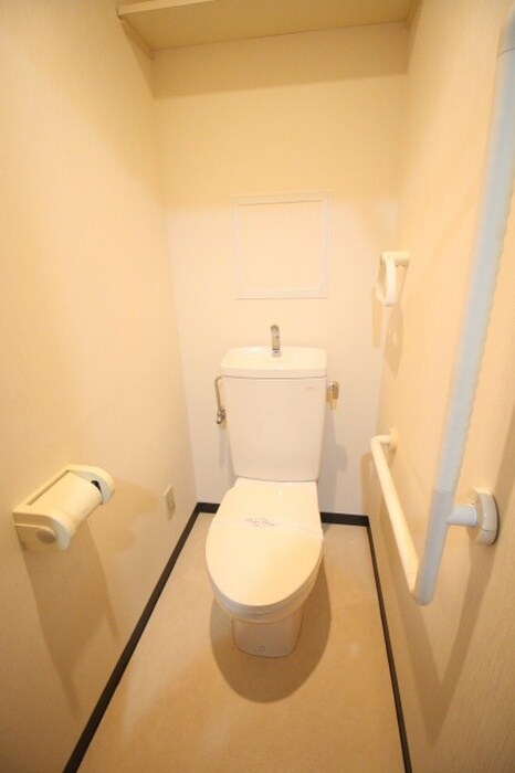 物件内観写真12　(トイレ)