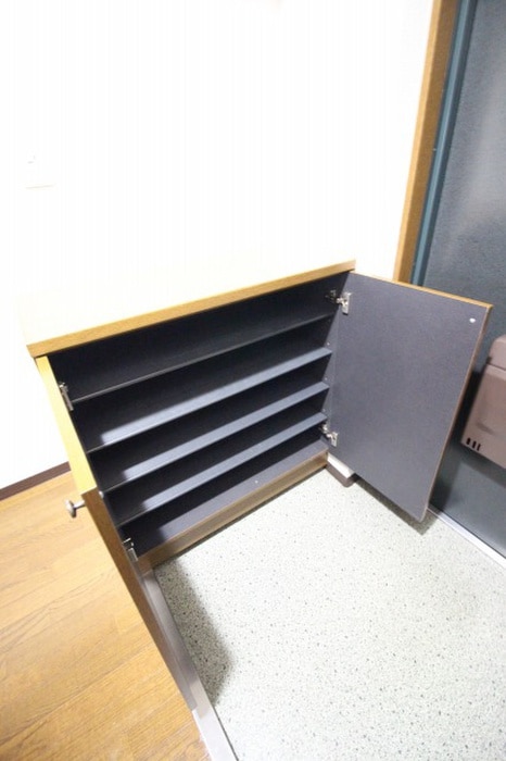 物件内観写真15　(靴箱)