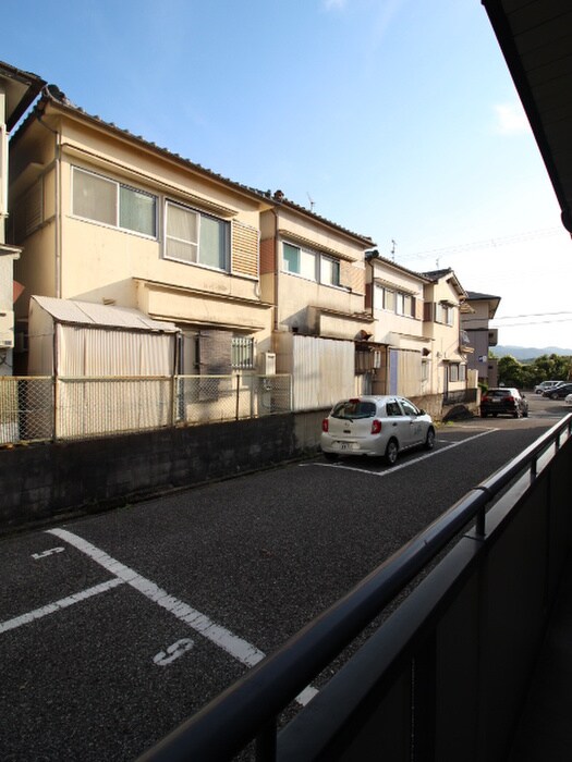 物件内観写真16　(室内からの展望)