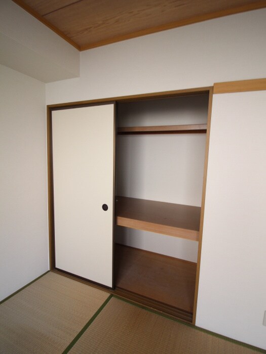 物件内観写真21　(収納)