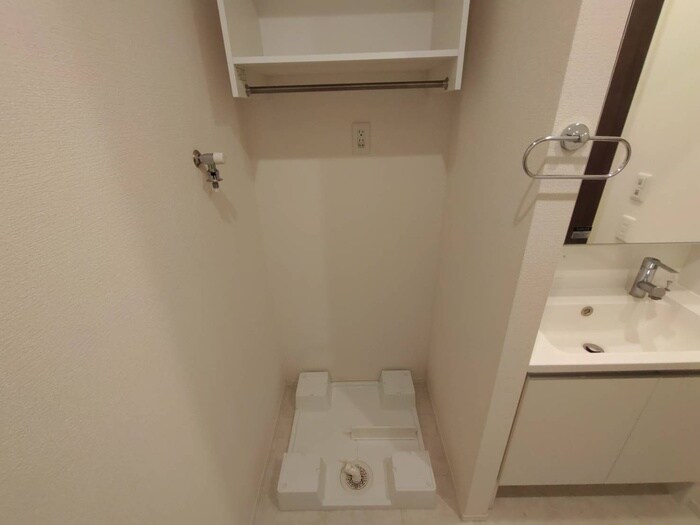 物件内観写真19　(洗濯機置場)