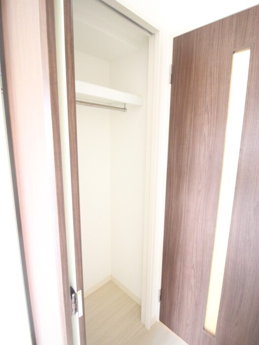 物件内観写真12　(収納)