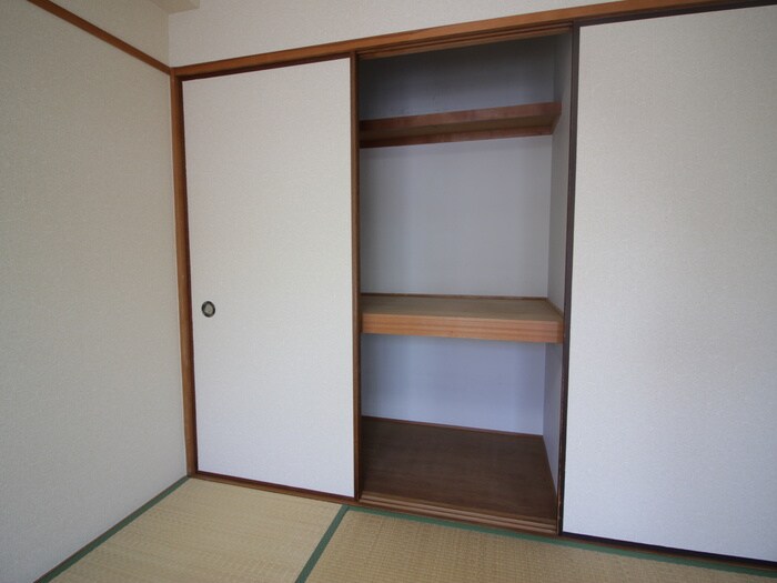 物件内観写真14　(収納)