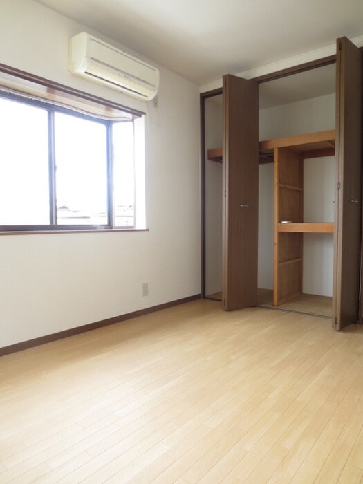 物件内観写真11　(居室)