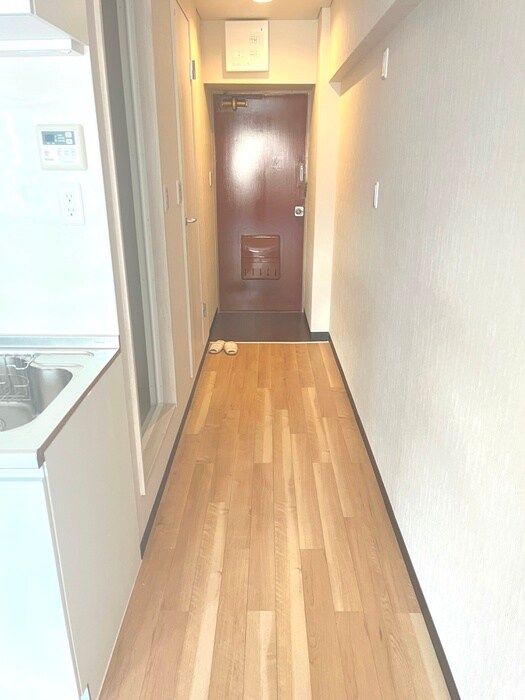 物件内観写真14　(廊下)