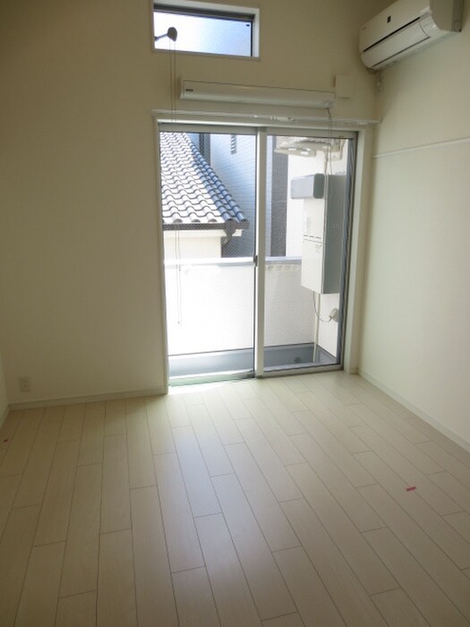 物件内観写真5　(居室)