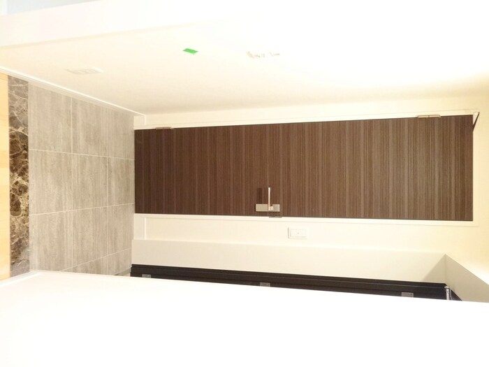 物件内観写真7　(玄関)