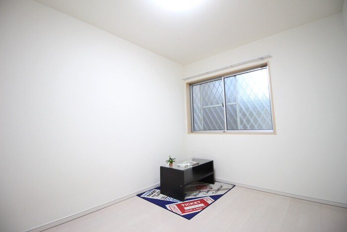 物件内観写真10　(居室)