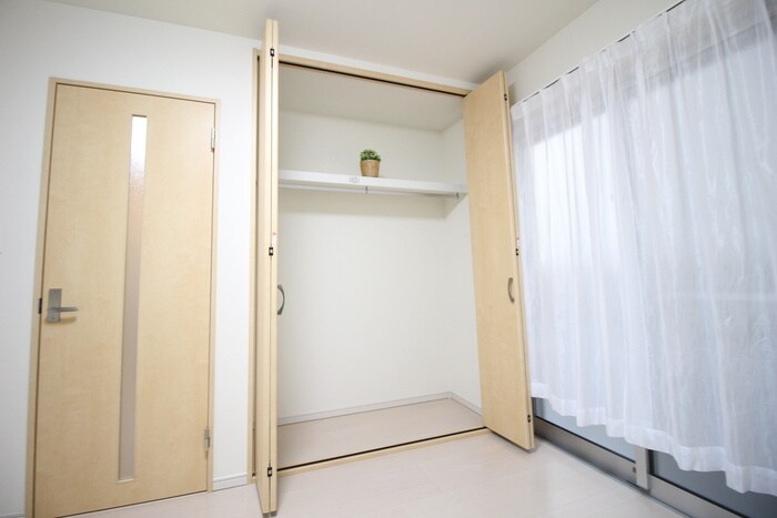 物件内観写真11　(収納)