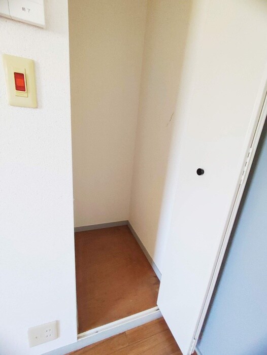 物件内観写真18　(収納)