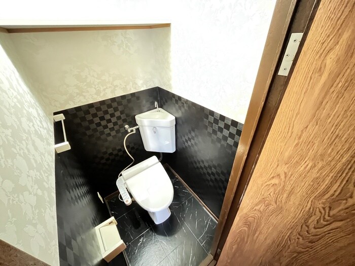 物件内観写真11　(トイレ)