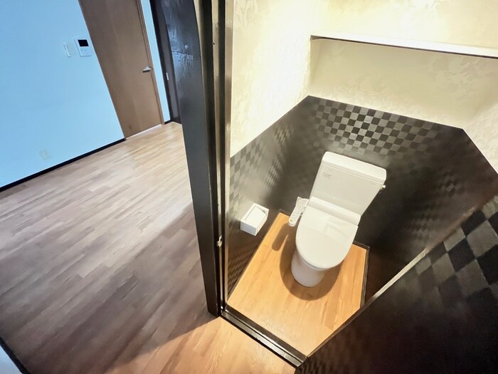 物件内観写真11　(トイレ)