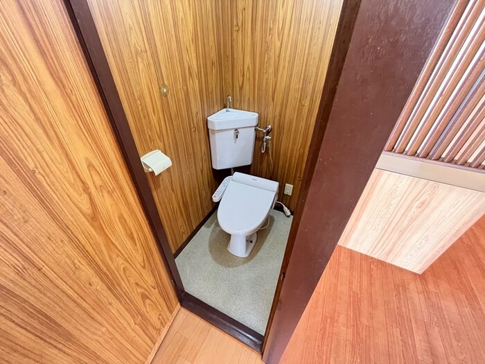 物件内観写真12　(トイレ)