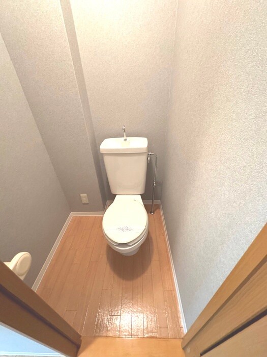 物件内観写真9　(トイレ)