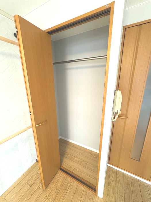 物件内観写真16　(収納)