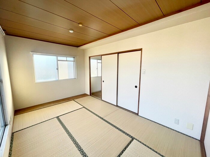 物件内観写真10　(居室)