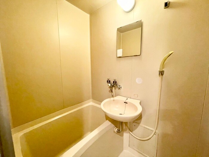 物件内観写真12　(バス／シャワールーム等)