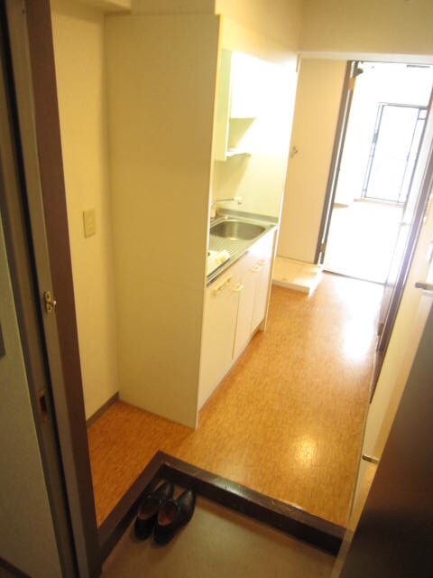 物件内観写真12　(廊下)