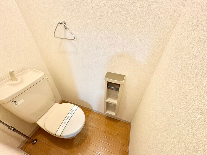 物件内観写真13　(トイレ)