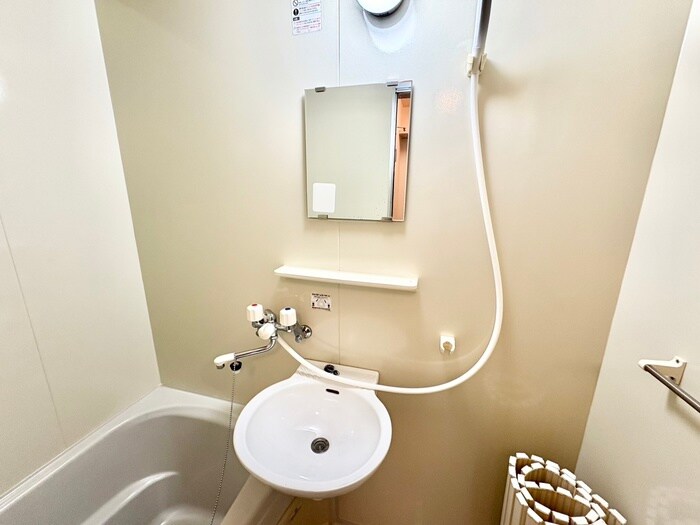 物件内観写真13　(洗面)