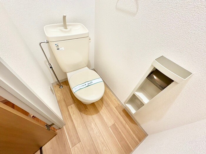 物件内観写真14　(トイレ)