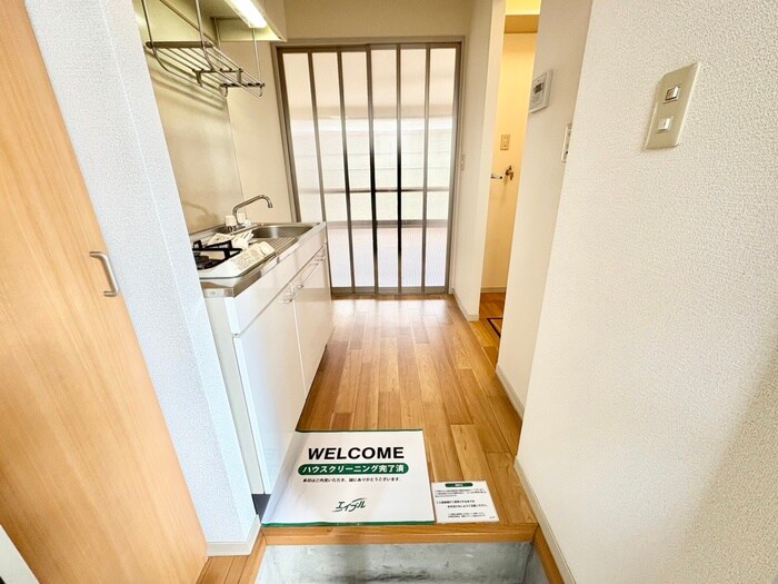 物件内観写真17　(廊下)