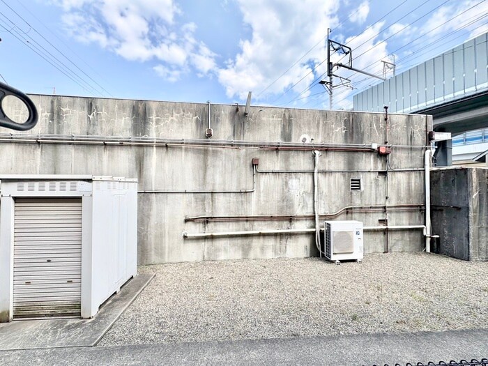 物件内観写真20　(室内からの展望)