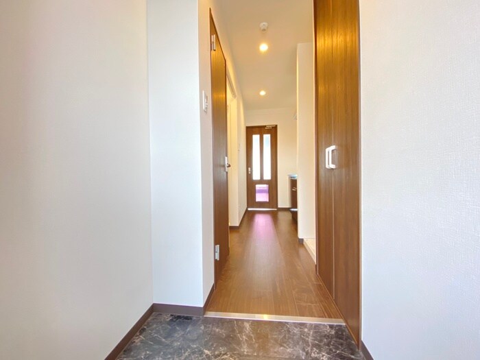 物件内観写真9　(廊下)