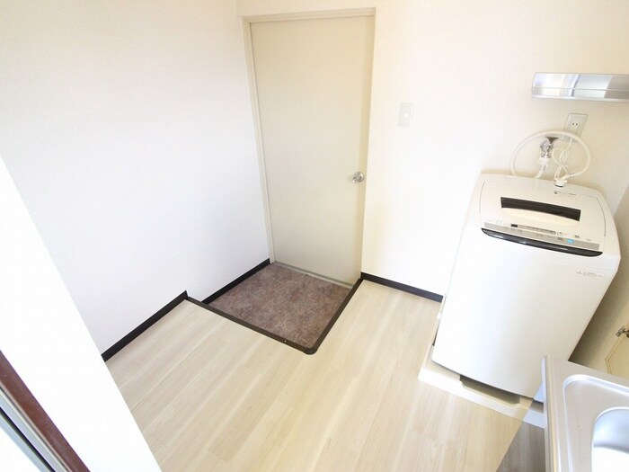 物件内観写真19　(玄関)