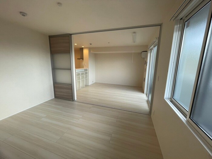 物件内観写真9　(居室)