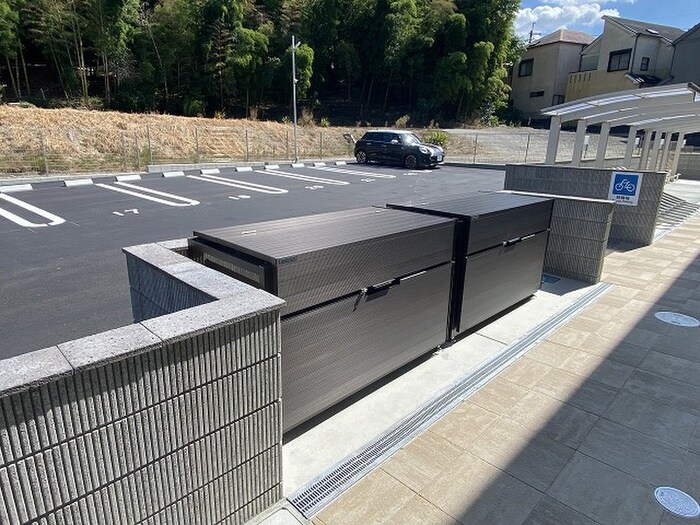 物件外観写真4　(建物設備)